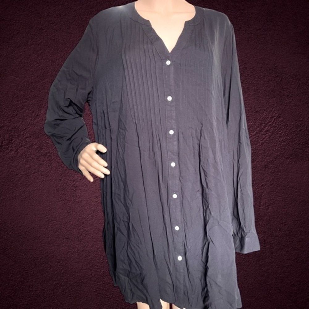Black Time and tru maternity top Oversized excellent condition